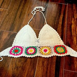 Crotchet crop halter top